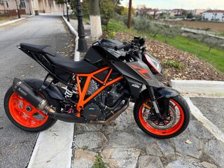 KTM 1290 Super Duke R 2018