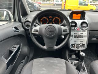 Opel Corsa 2012-thumb-12