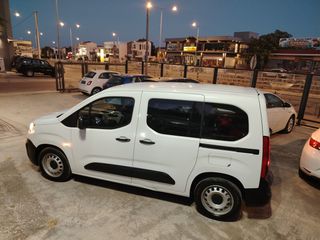 Citroen Berlingo 2020 11. 390 ME ΑΠΟΣΥΡΣΗ ΚΑΙ ΔΩΡΟ Ο ΦΠΑ! Η ΜΕ 200/ΜΗΝΑ!63,000ΧΛΜ.