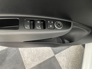 Hyundai i 10 2020 1.2 YES! PLUS-thumb-15