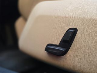 Mercedes-Benz E 200 2009 Avantgarde CGI-thumb-32