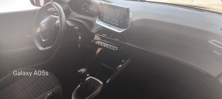 Peugeot 208 2022-thumb-10