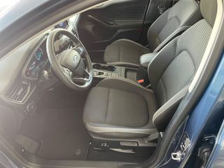 Ford Focus 2022-thumb-18