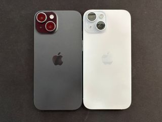 Apple iPhone 15 (128GB)-thumb-3