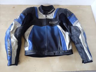 Διαιρουμενη δερματινη στολη Dainese TT-72 super sports Νο 52