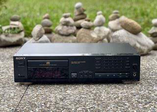 CD PLAYER SONY CDP - 597-thumb-1