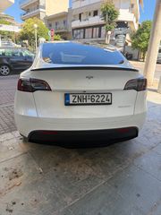 Tesla Model Y 2022 PERFORMANCE-thumb-3
