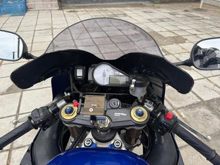 Suzuki GSX-R 1000 2002-thumb-7