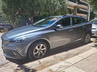 Volvo V40 Cross Country 2015