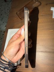 iPhone 16 Pro Max 256GB-thumb-4