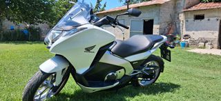 Honda Integra 700 2012-thumb-6