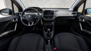 Peugeot 208 2018 1,6 BLUE-HDI STYLE-thumb-8
