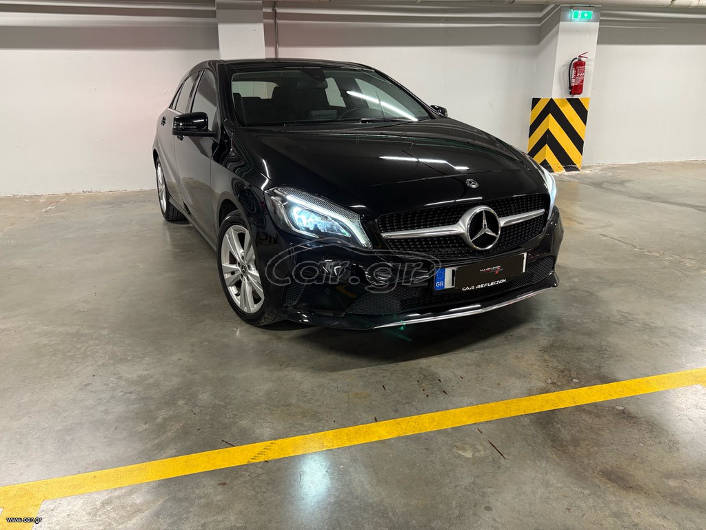 Mercedes-Benz A 180 2016 URBAN 1.6 TURBO