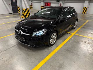 Mercedes-Benz A 180 2016 URBAN 1.6 TURBO-thumb-3