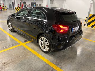 Mercedes-Benz A 180 2016 URBAN 1.6 TURBO-thumb-4