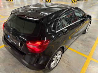 Mercedes-Benz A 180 2016 URBAN 1.6 TURBO-thumb-9