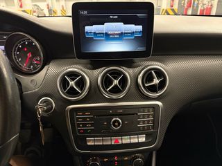 Mercedes-Benz A 180 2016 URBAN 1.6 TURBO-thumb-21