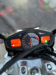 Suzuki GSR 600 2006-thumb-9