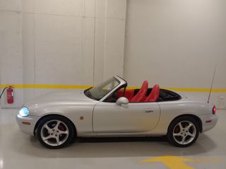 Mazda MX-5 1999-thumb-1