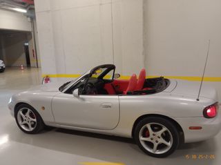 Mazda MX-5 1999-thumb-2