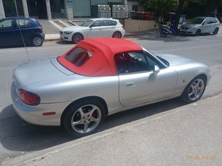 Mazda MX-5 1999-thumb-5
