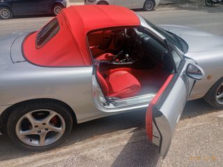 Mazda MX-5 1999-thumb-7