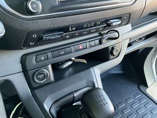 Κλούβα Toyota 2018 PROAS FULL EXTRA ΛΙΓΑ ΧΙΛΙΟΜ-thumb-16