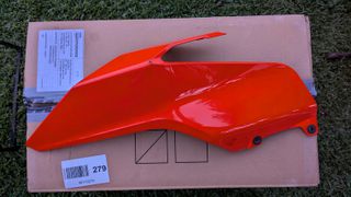 ΚΑΠΑΚΙ ΡΕΖΕΡΒΟΥΑΡ ΑΡΙΣΤΕΡΟ KTM DUKE 390 17'-23'