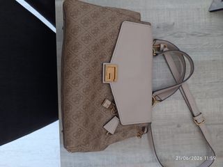 Τσάντα tote Guess