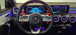 Mercedes-Benz A 200 2018 AMG LINE-thumb-4