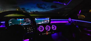 Mercedes-Benz A 200 2018 AMG LINE-thumb-5