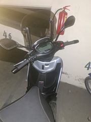 Piaggio Beverly 400 2021-thumb-13