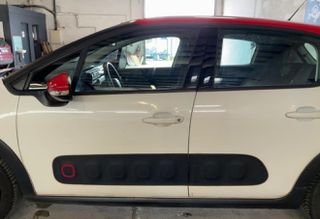Citroen C3 2018 Citroen C3 1.2 VTi Shine Business 2018-thumb-3