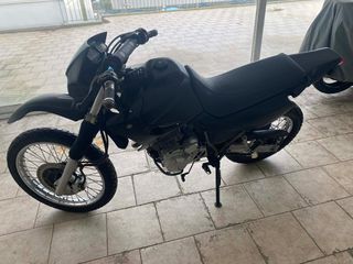 Yamaha XT 600E 2002 XT600E-thumb-4