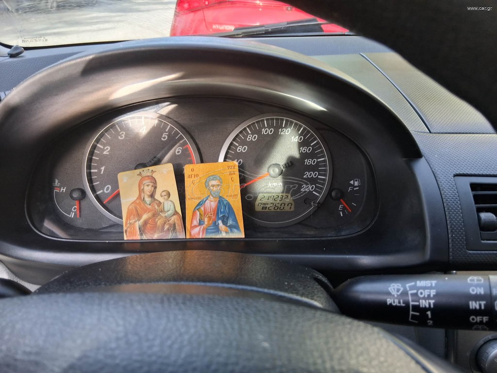 Mazda 2 2003