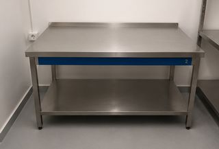 Πάγκος εργασίας1,60x60x85 επαγγελματικός