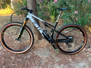 BMC Fourstroke 01 FRS V1