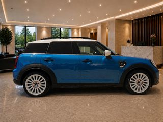 Mini Cooper SD 2020 SD,ALL4,PANO,BUCKET SEATS,HUD,AUTO,FULL SERVICE HISTORY,19-thumb-2