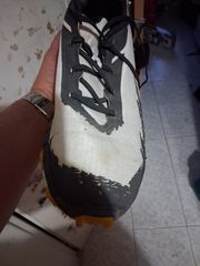 Πωλούνται διάφορα αντρικά ρολόγια παπούτσια