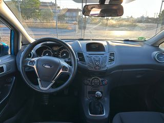 Ford Fiesta 2016-thumb-7