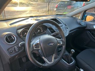 Ford Fiesta 2016-thumb-8