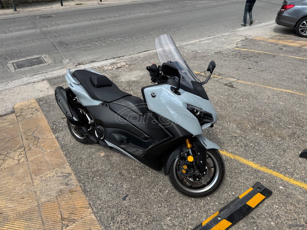 Yamaha TMAX 560 Tech Max 2025 TECH MAX