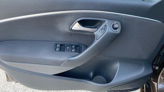 Volkswagen Polo 2014 1,0 MPI  Facelift  Bluemotion-thumb-17