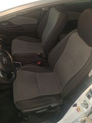 Toyota Yaris 2016-thumb-3