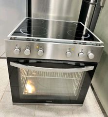 Εντοιχισμένος φούρνος και εστία Zanussi