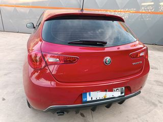 Alfa Romeo Giulietta 2019 automatic-thumb-7