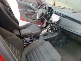Alfa Romeo Giulietta 2019 automatic-thumb-29