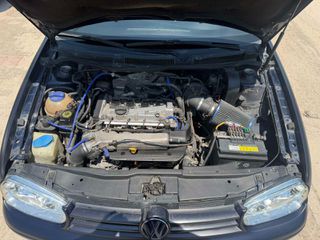Volkswagen Golf 2004 GTI 20V TURBO-thumb-6