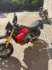 Aprilia Dorsoduro 750 2009