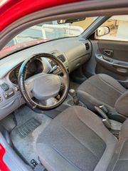 Hyundai Accent 2000